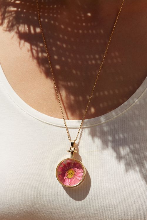 Louche Bani Daisy Inlay Pendant Necklace Pink