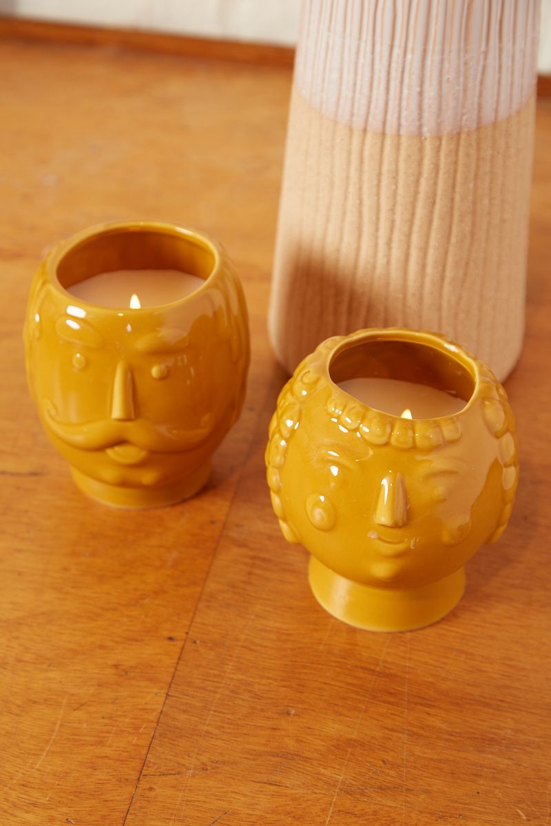 SET-OF-2-MR-AND-MRS-CANDLE-POTS_1
